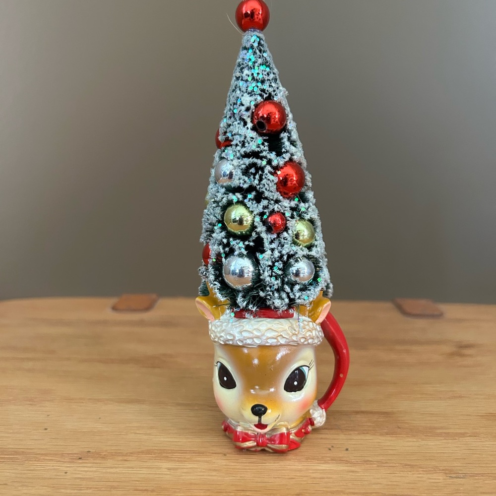 Pottery Barn reindeer mug with Christmas tree ornament🎄